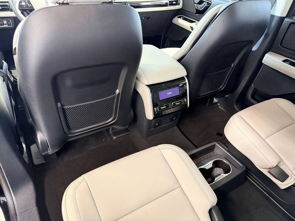 Certified 2026 Lincoln Aviator AWD image 28