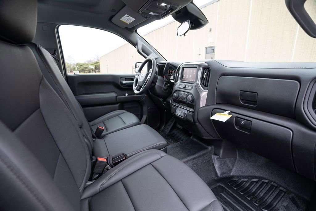 New 2026 Chevrolet Silverado 1500 W/T image 13