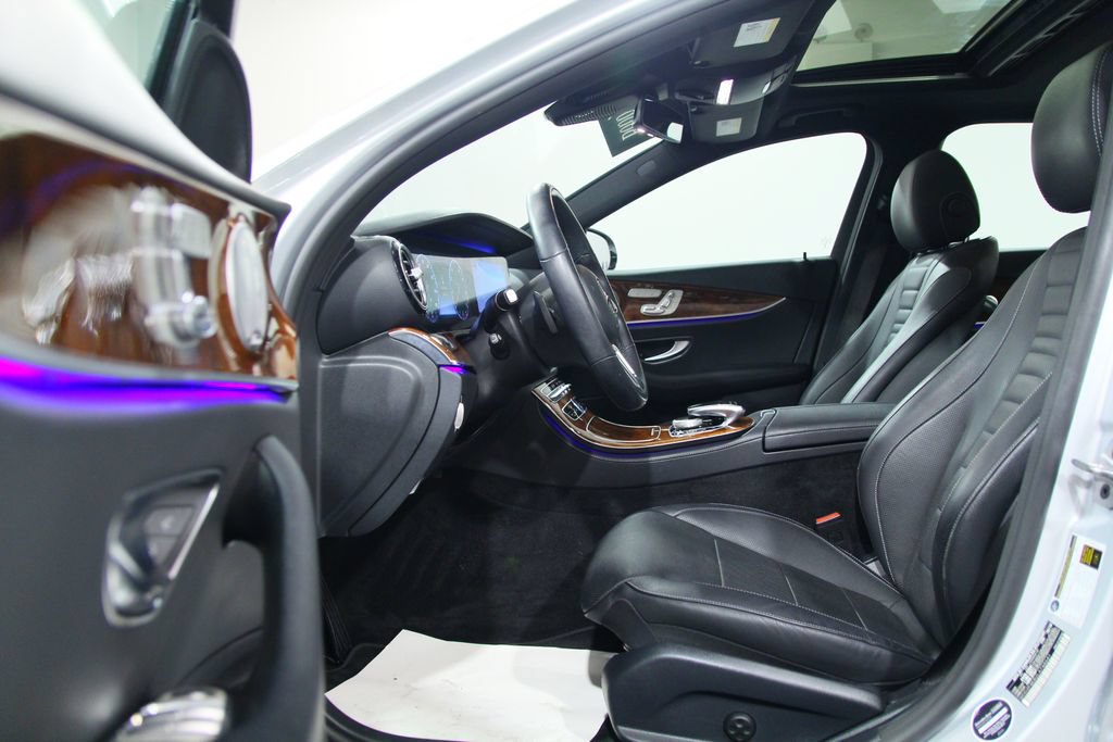 Certified 2020 Mercedes-Benz E 350 4MATIC Sedan image 4