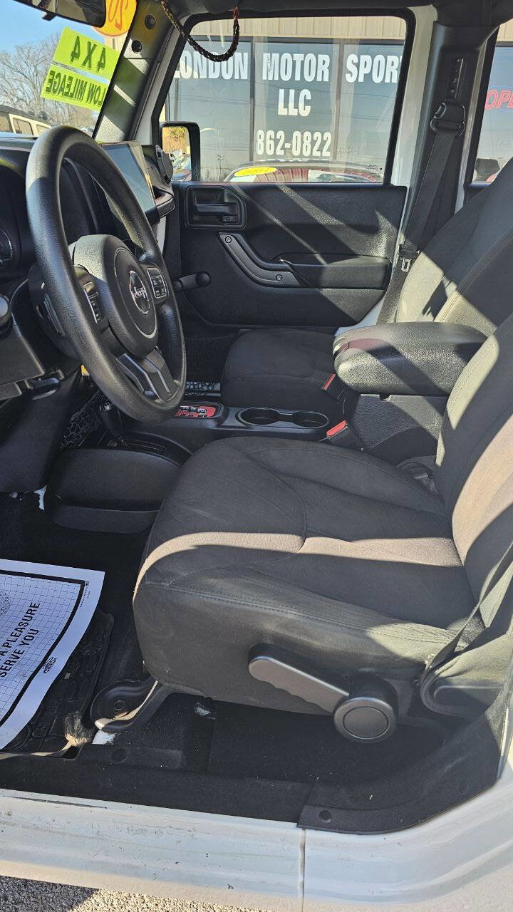 Used 2016 Jeep Wrangler Unlimited Sport image 13