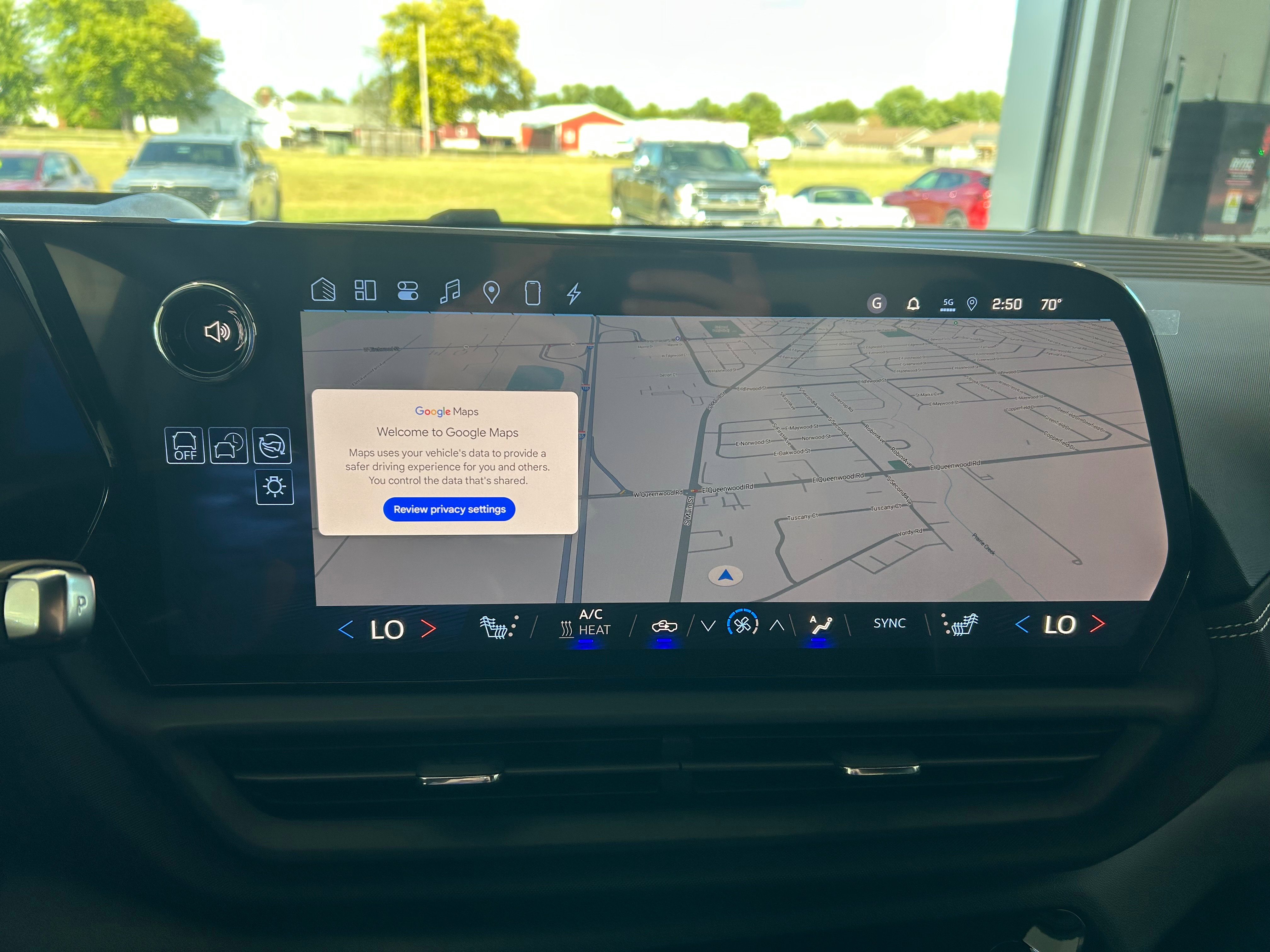 New 2026 Chevrolet Silverado EV LT image 15