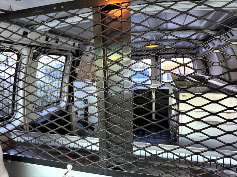 Used 2000 Chevrolet Express 2500 image 18