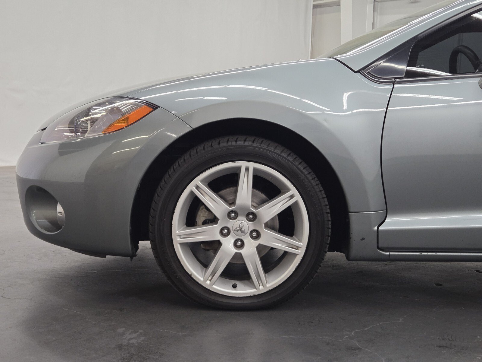 Used 2007 Mitsubishi Eclipse GT FWD image 6