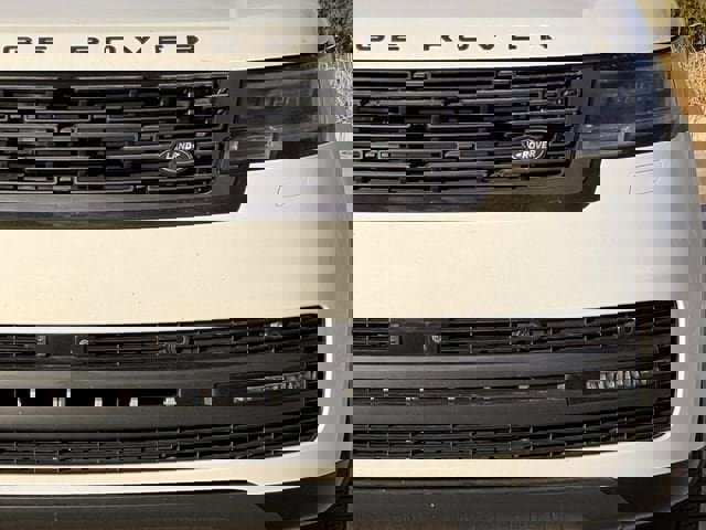 Used 2025 Land Rover Range Rover Long Wheelbase Autobiography image 8