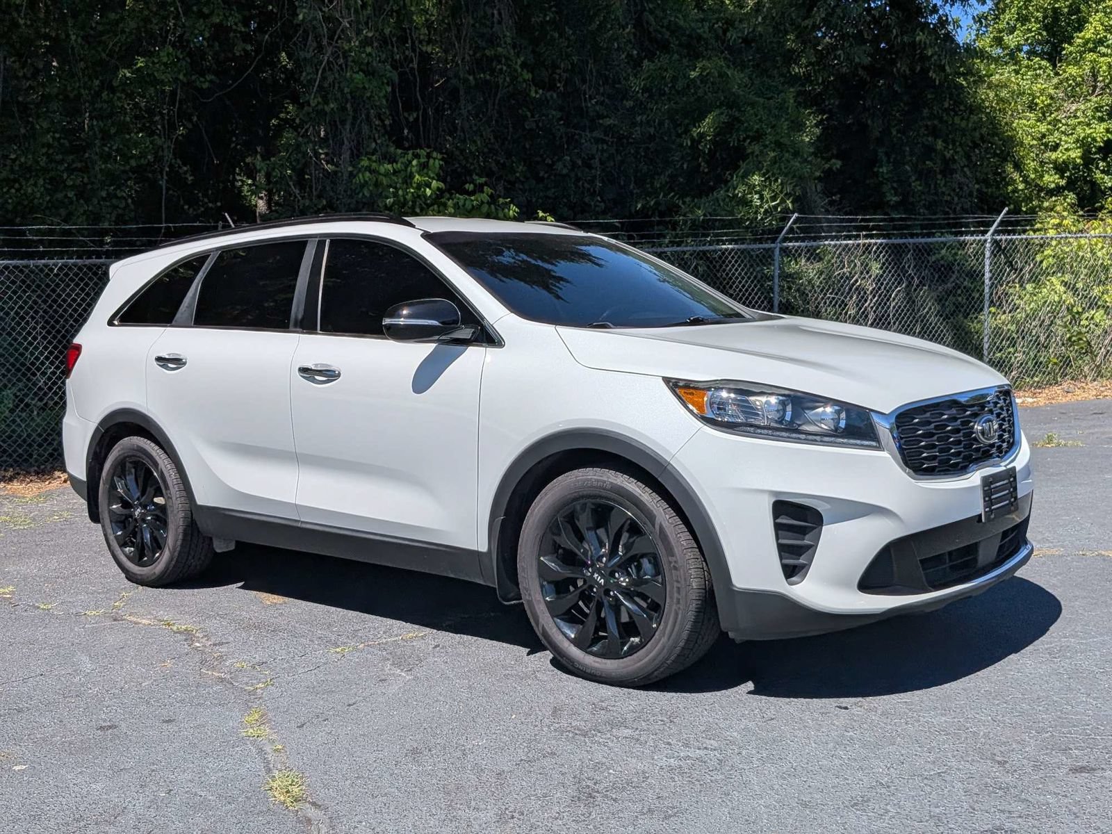 Used 2020 Kia Sorento S FWD image 2