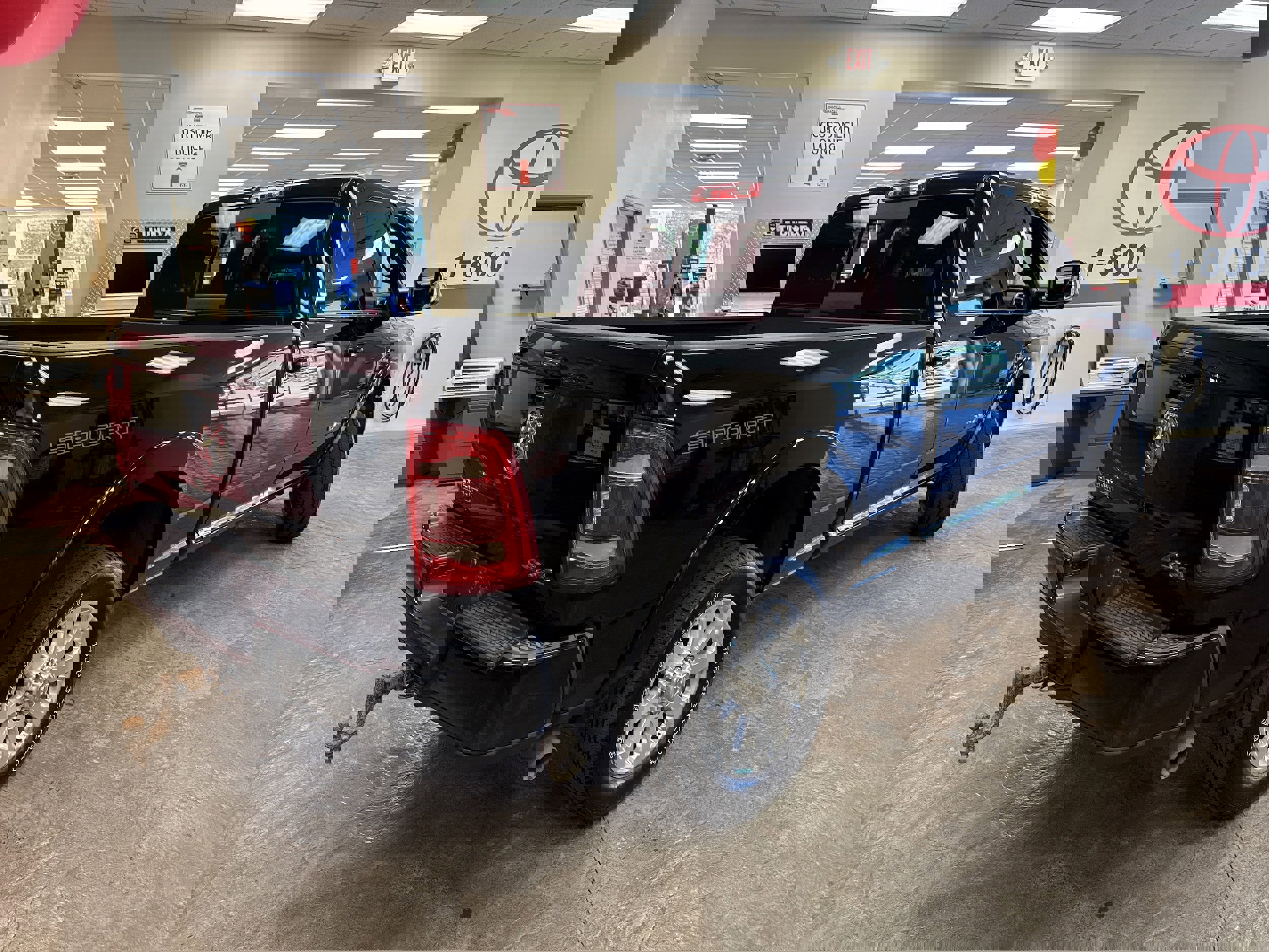 Used 2020 RAM 2500 Laramie image 46