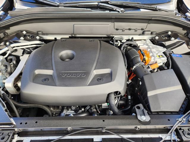 New 2026 Volvo XC60 T8 Ultra w/ Climate Package image 20