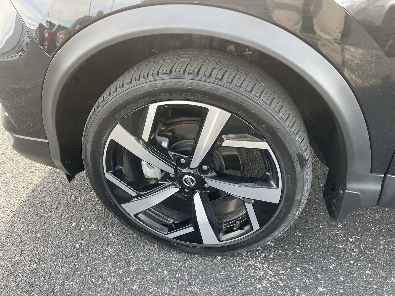 Used 2022 Nissan Rogue Sport SL AWD/4WD image 32