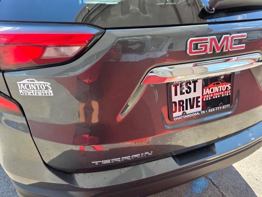 Used 2020 GMC Terrain SLE w/ Driver Convenience Package image 8