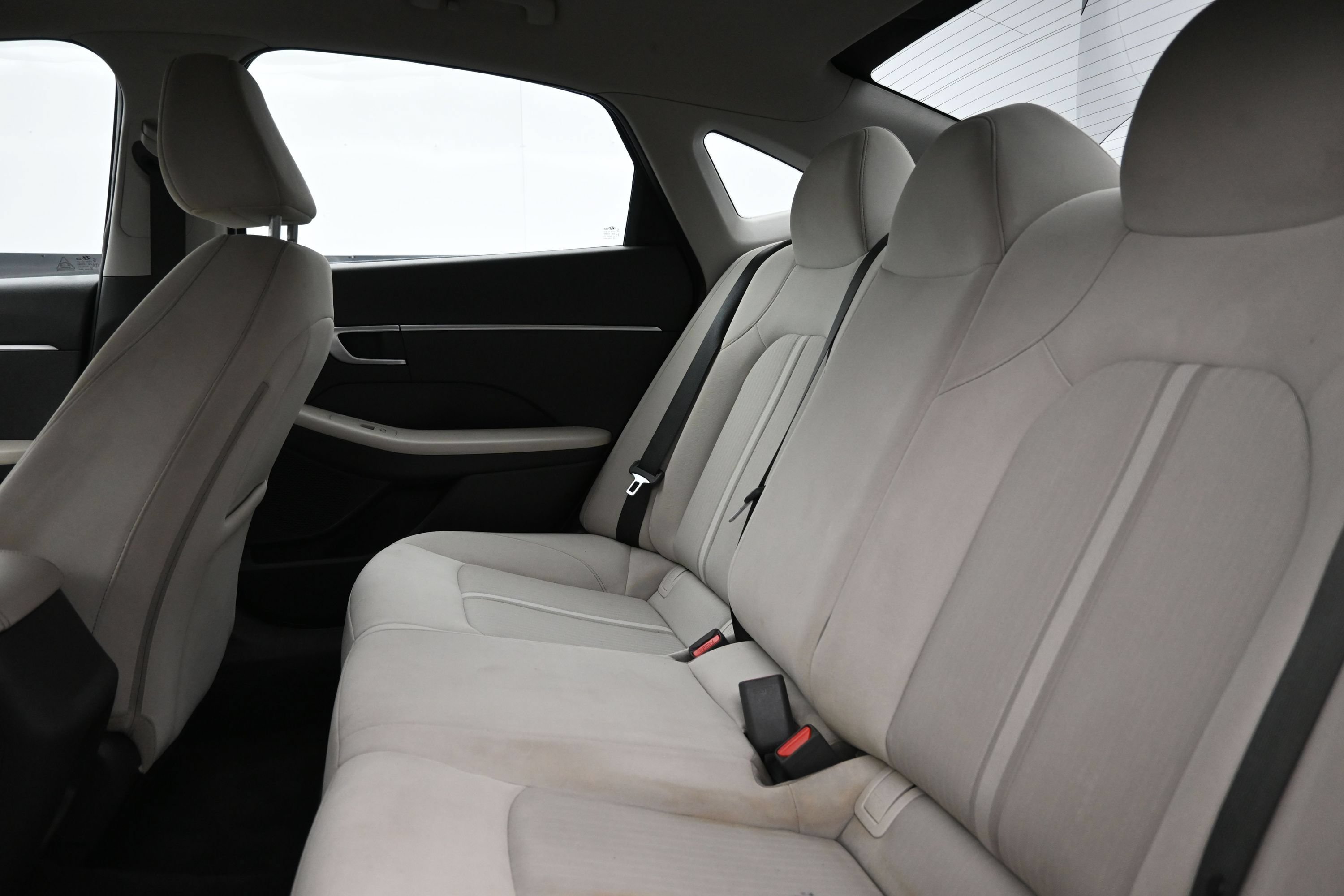Certified 2023 Hyundai Sonata SE w/ Cargo Package FWD image 22