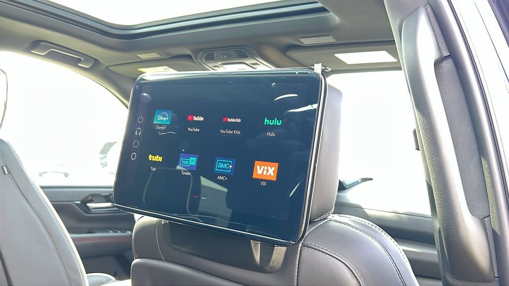 Used 2025 GMC Yukon AT4 Ultimate w/ LPO, Floor Liner Package image 16