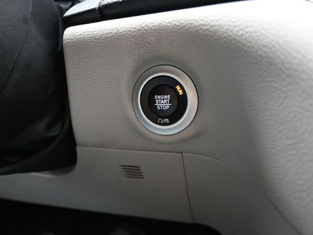 Used 2024 Chrysler Pacifica Limited FWD image 20