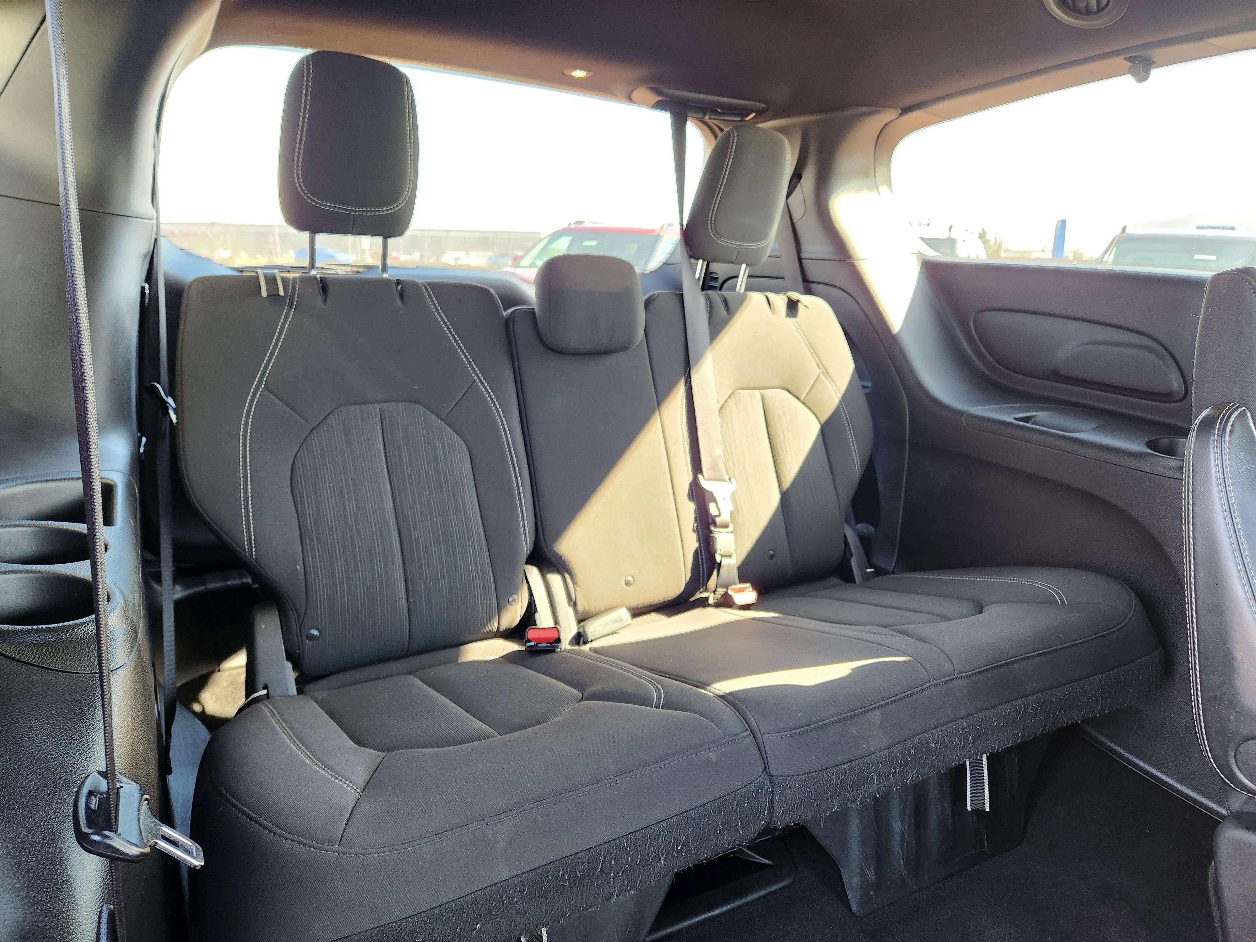 Used 2019 Chrysler Pacifica Touring Plus w/ S Appearance Package image 15