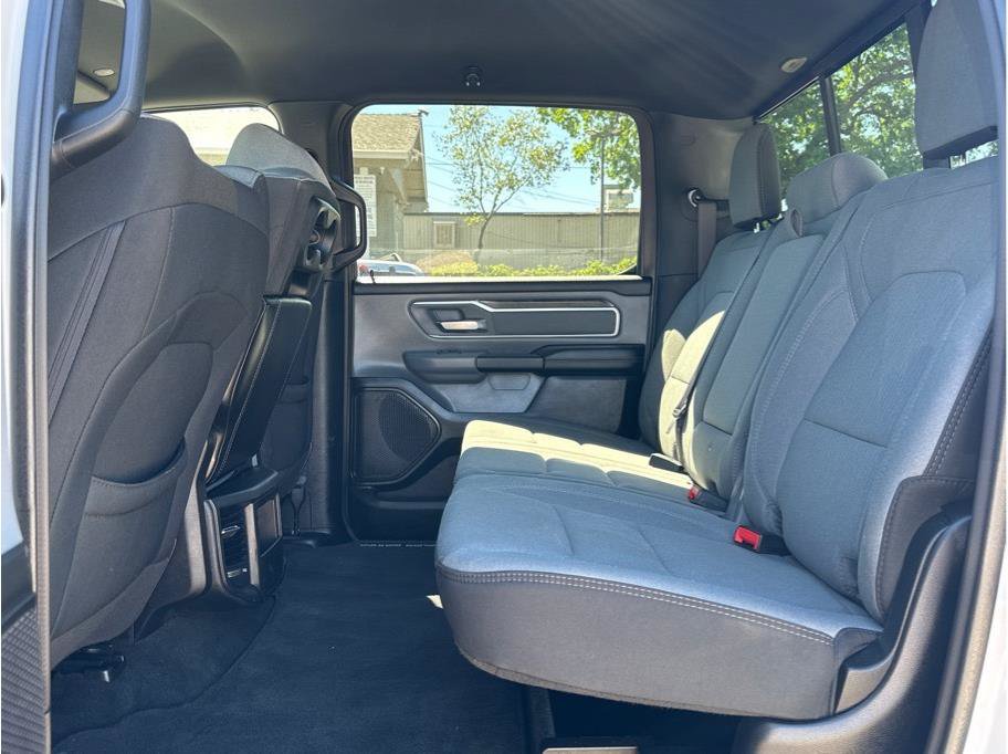 Used 2022 RAM 1500 Big Horn AWD/4WD image 13