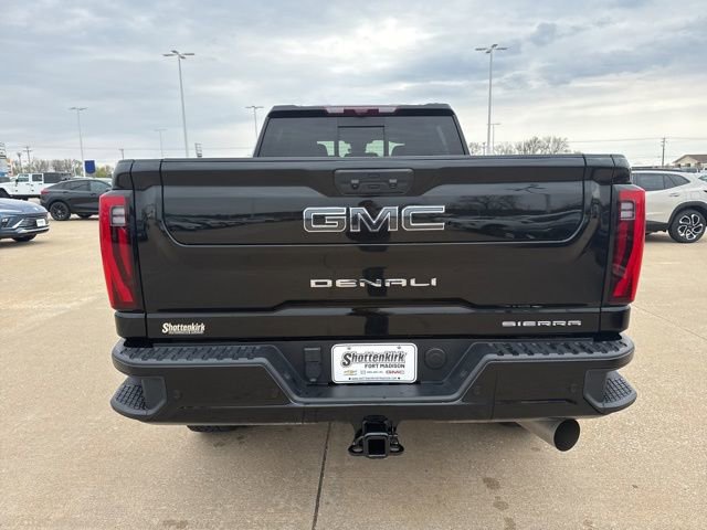 Used 2024 GMC Sierra 2500 Denali Ultimate image 4