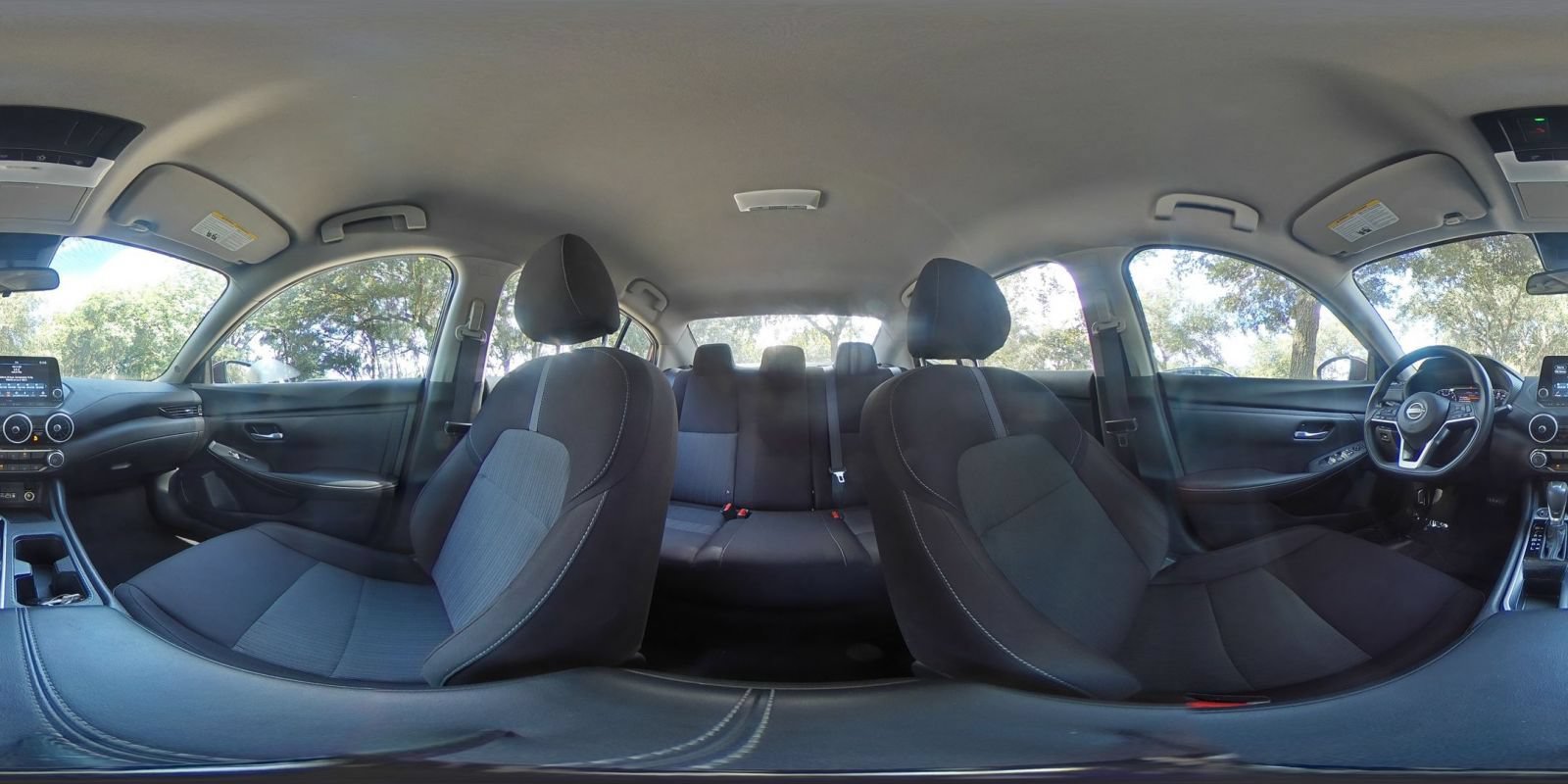 Used 2025 Nissan Sentra SV FWD image 40