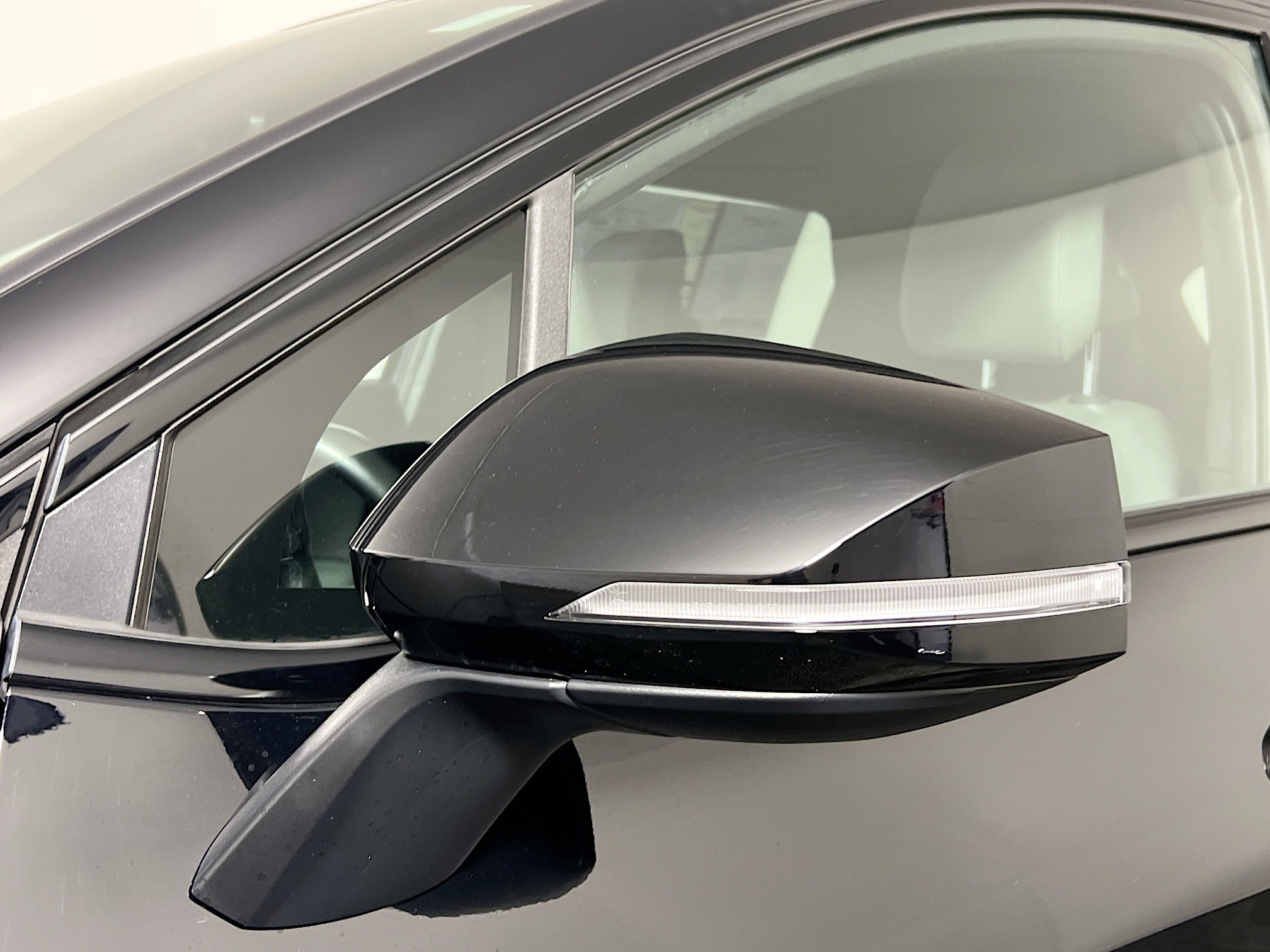 Used 2025 Kia Sportage X-Line w/ Premium Package image 12