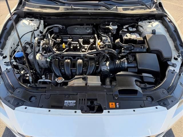 Used 2018 MAZDA MAZDA3 Touring FWD image 24