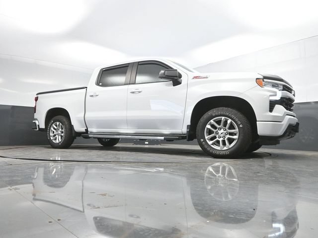 Used 2024 Chevrolet Silverado 1500 RST AWD/4WD image 45
