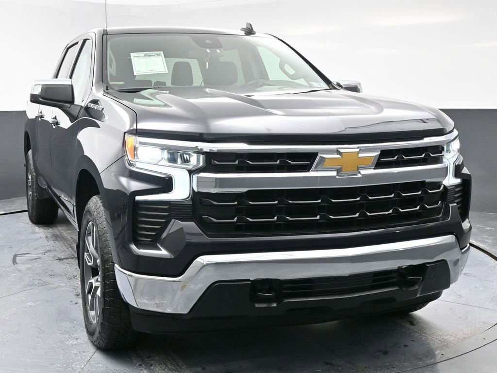 Used 2024 Chevrolet Silverado 1500 LT image 4