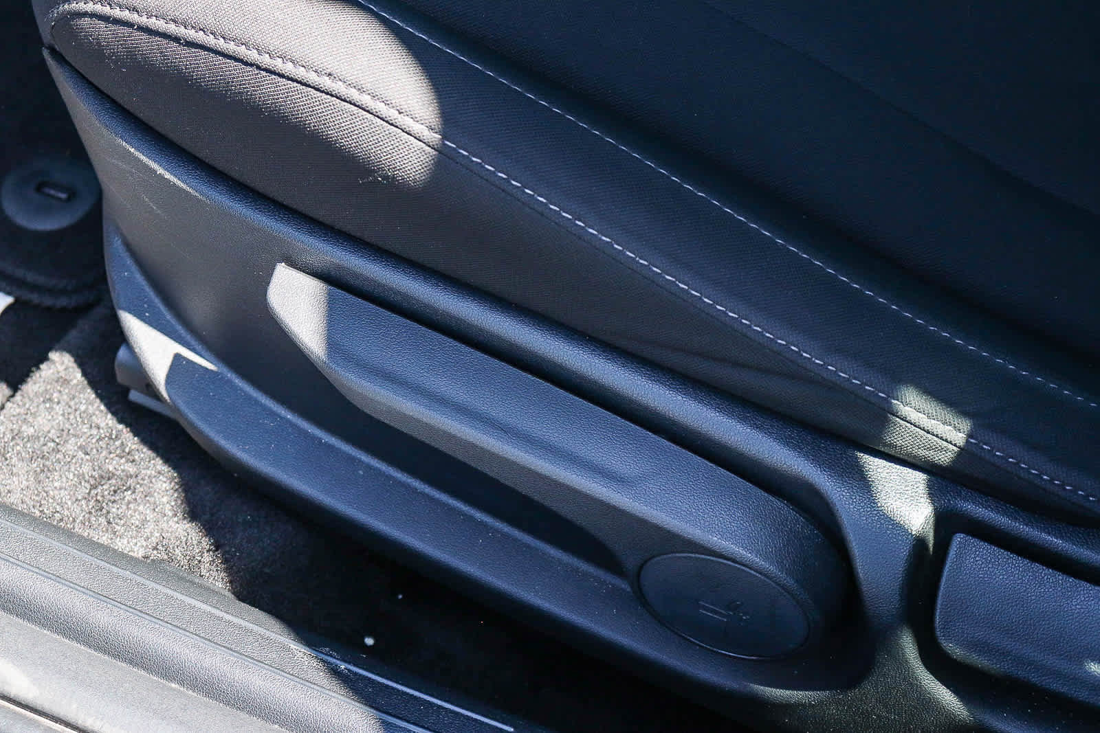 Used 2022 Hyundai Elantra SEL FWD image 26