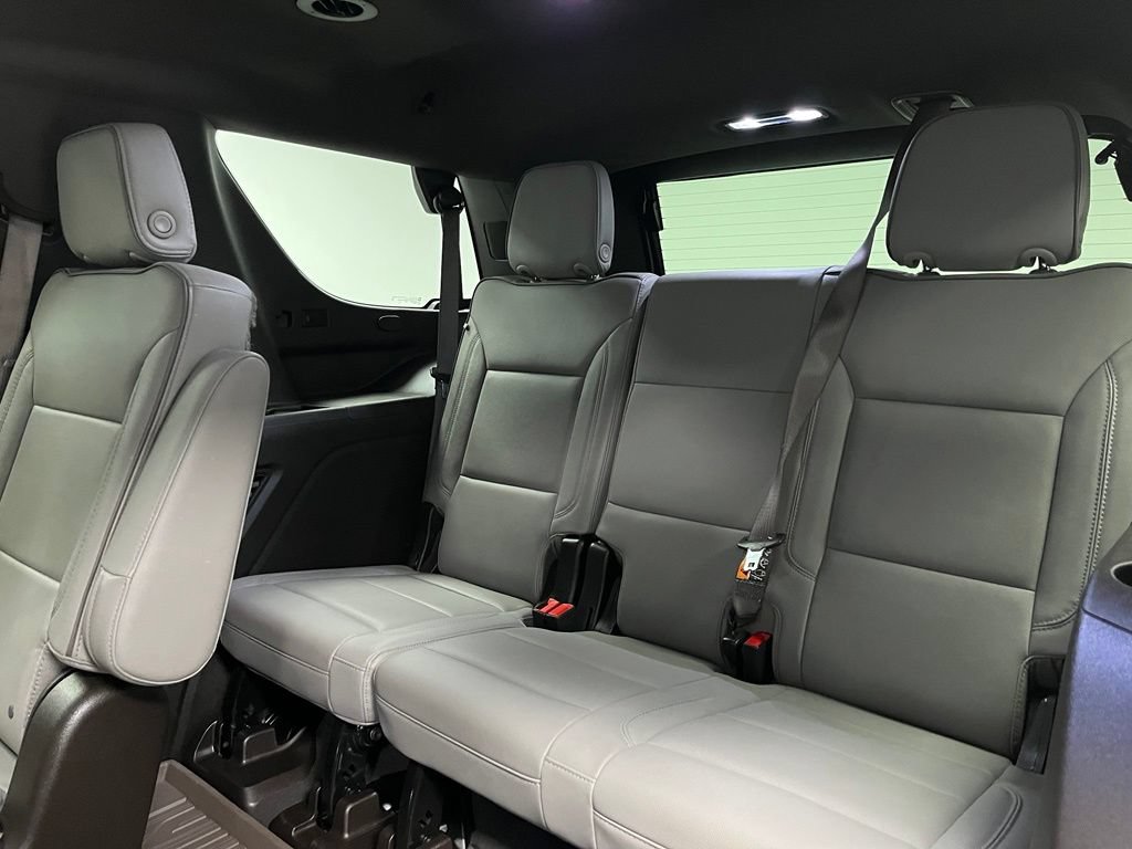 Used 2025 GMC Yukon Elevation AWD/4WD image 47