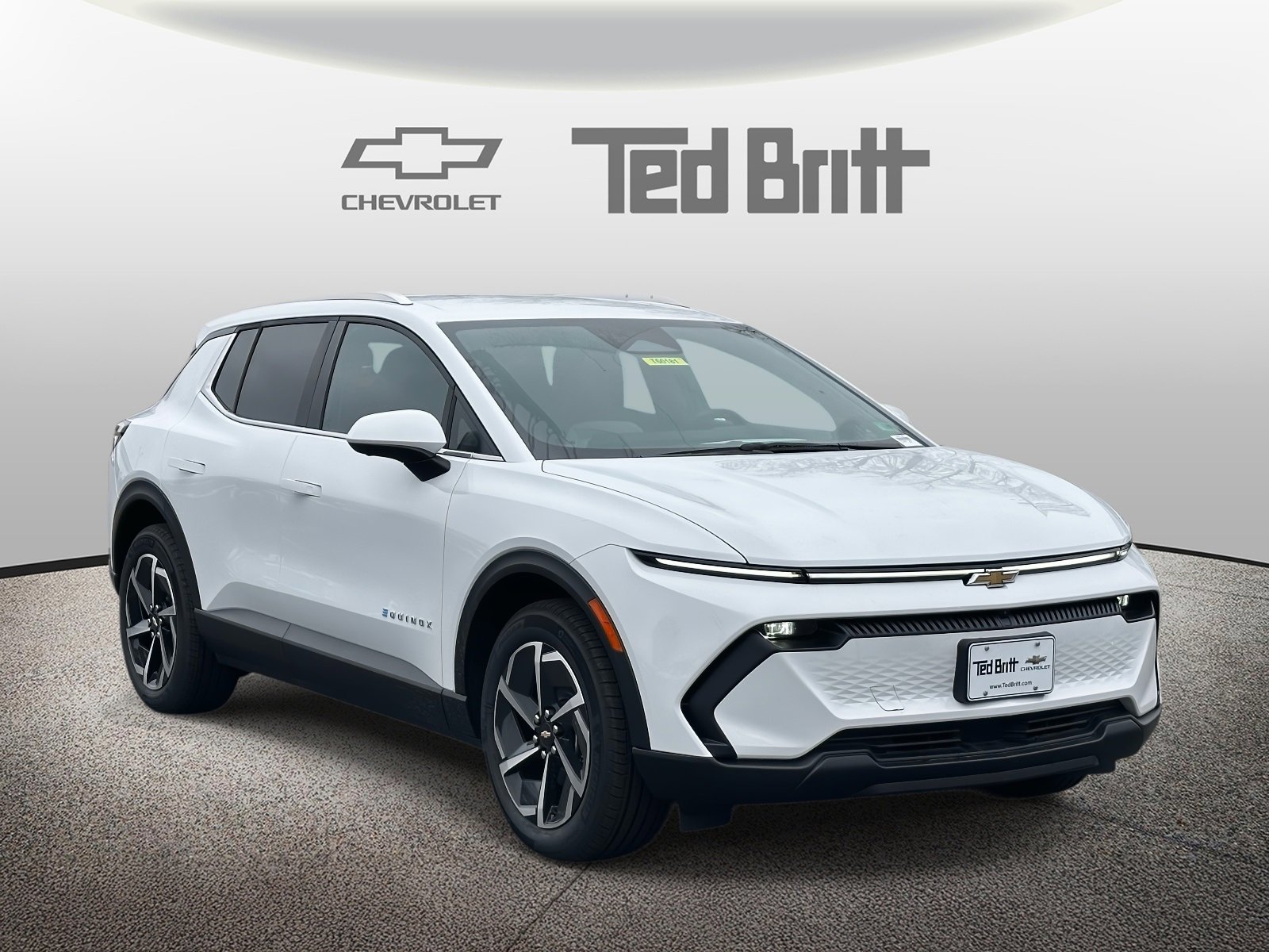 New 2026 Chevrolet Equinox EV LT image 3