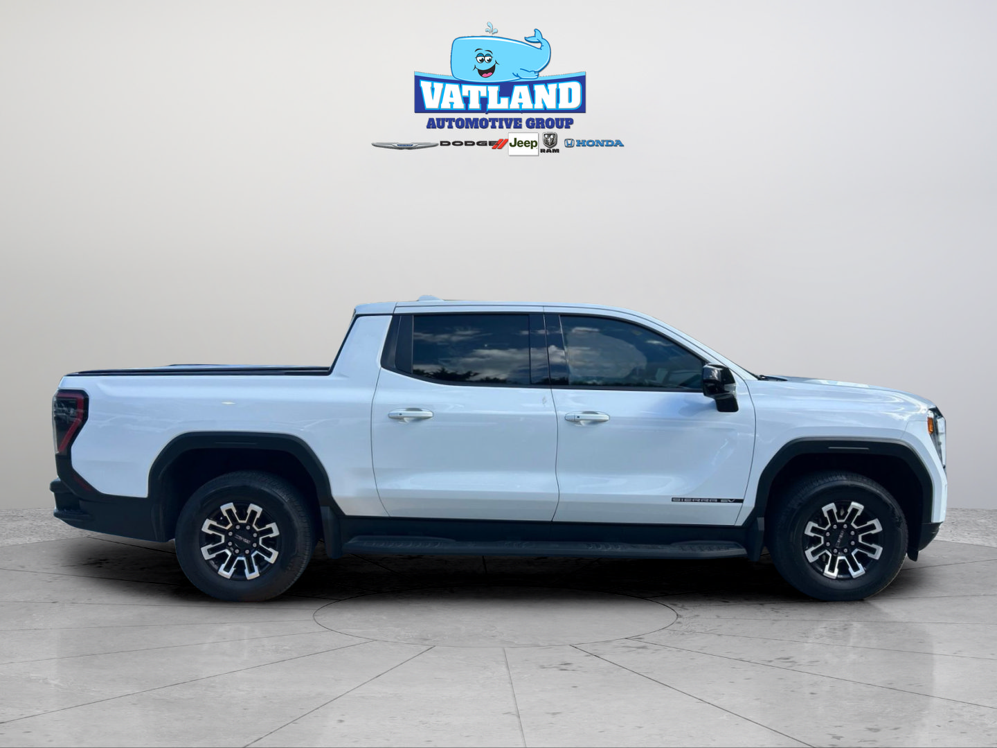 Used 2026 GMC Sierra EV Elevation AWD/4WD image 6
