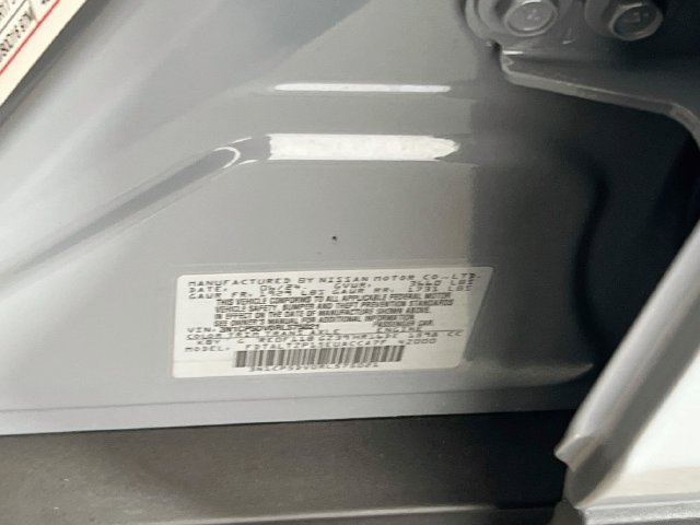Used 2024 Nissan Kicks SR w/ SR Premium Package FWD image 24