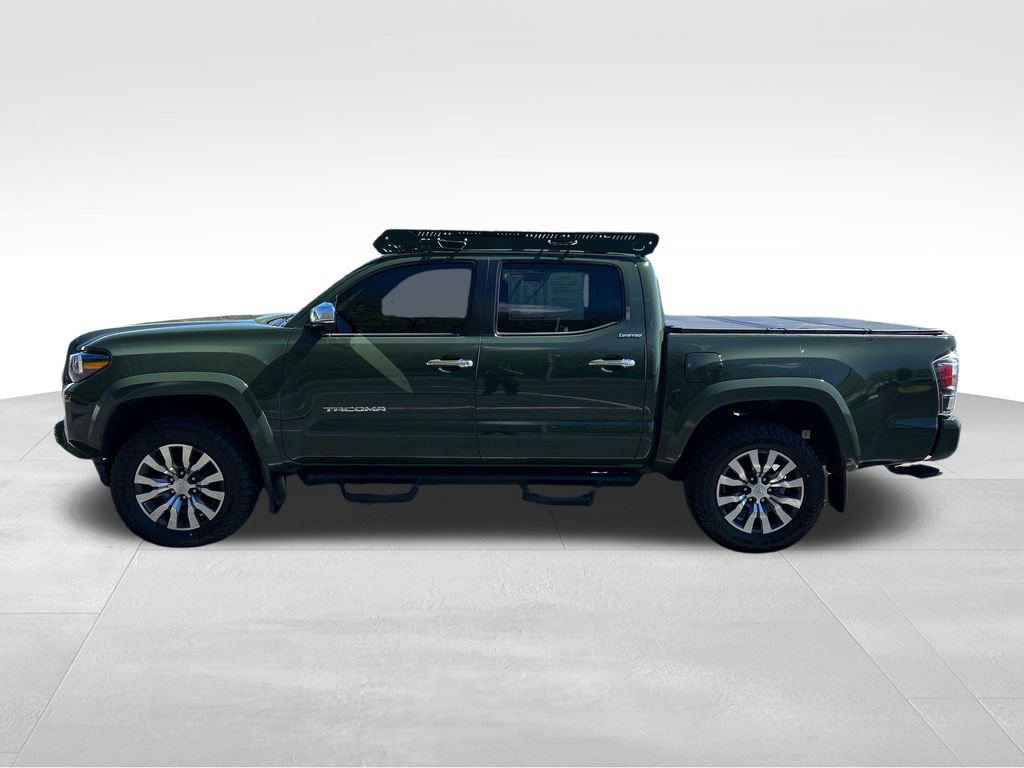 Certified 2022 Toyota Tacoma Limited AWD/4WD image 3