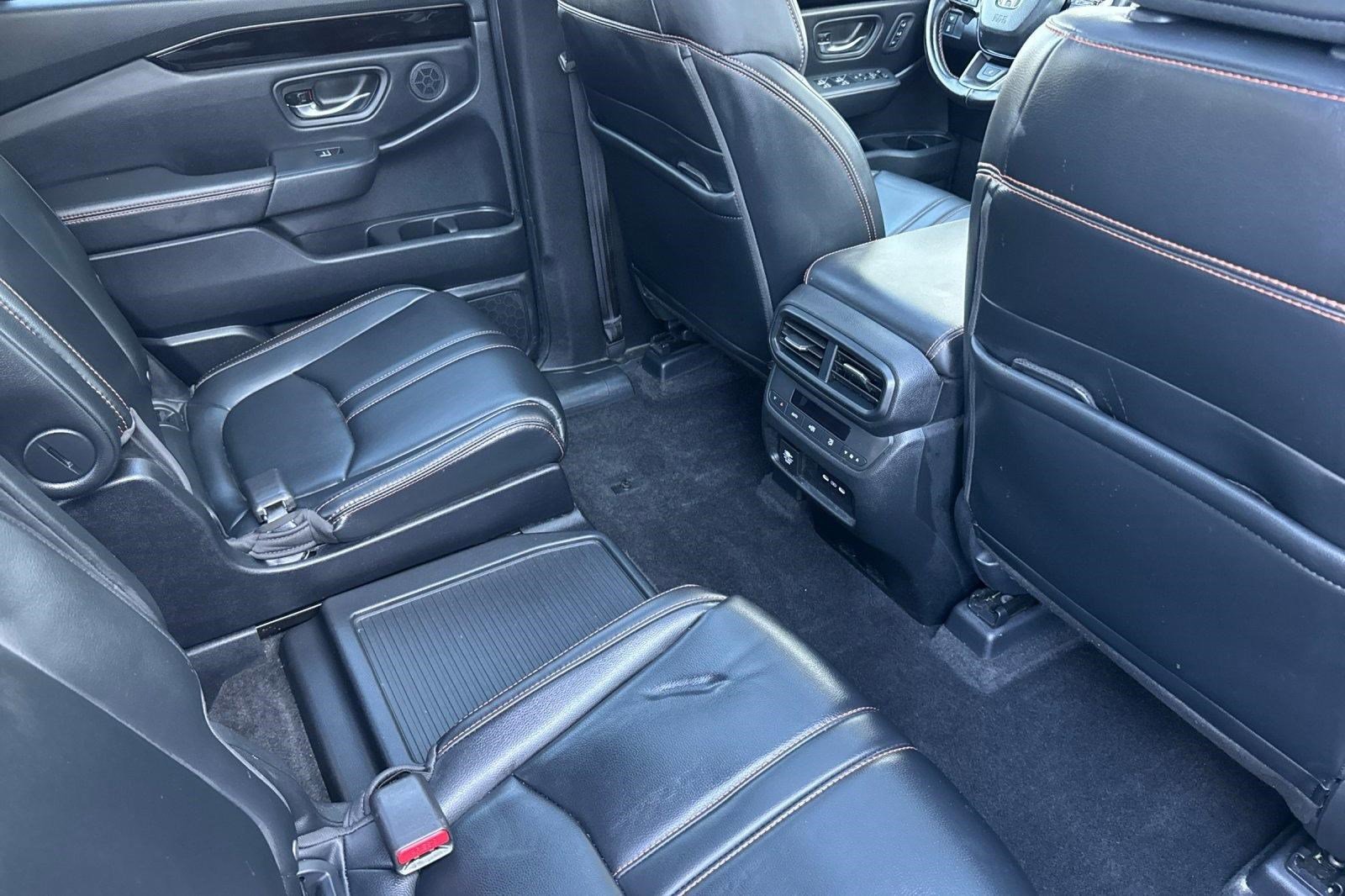 Certified 2024 Honda Pilot TrailSport image 30