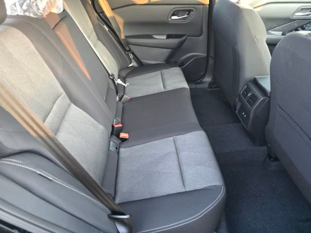 New 2026 Nissan Rogue SV w/ Cold Weather Package AWD/4WD image 19