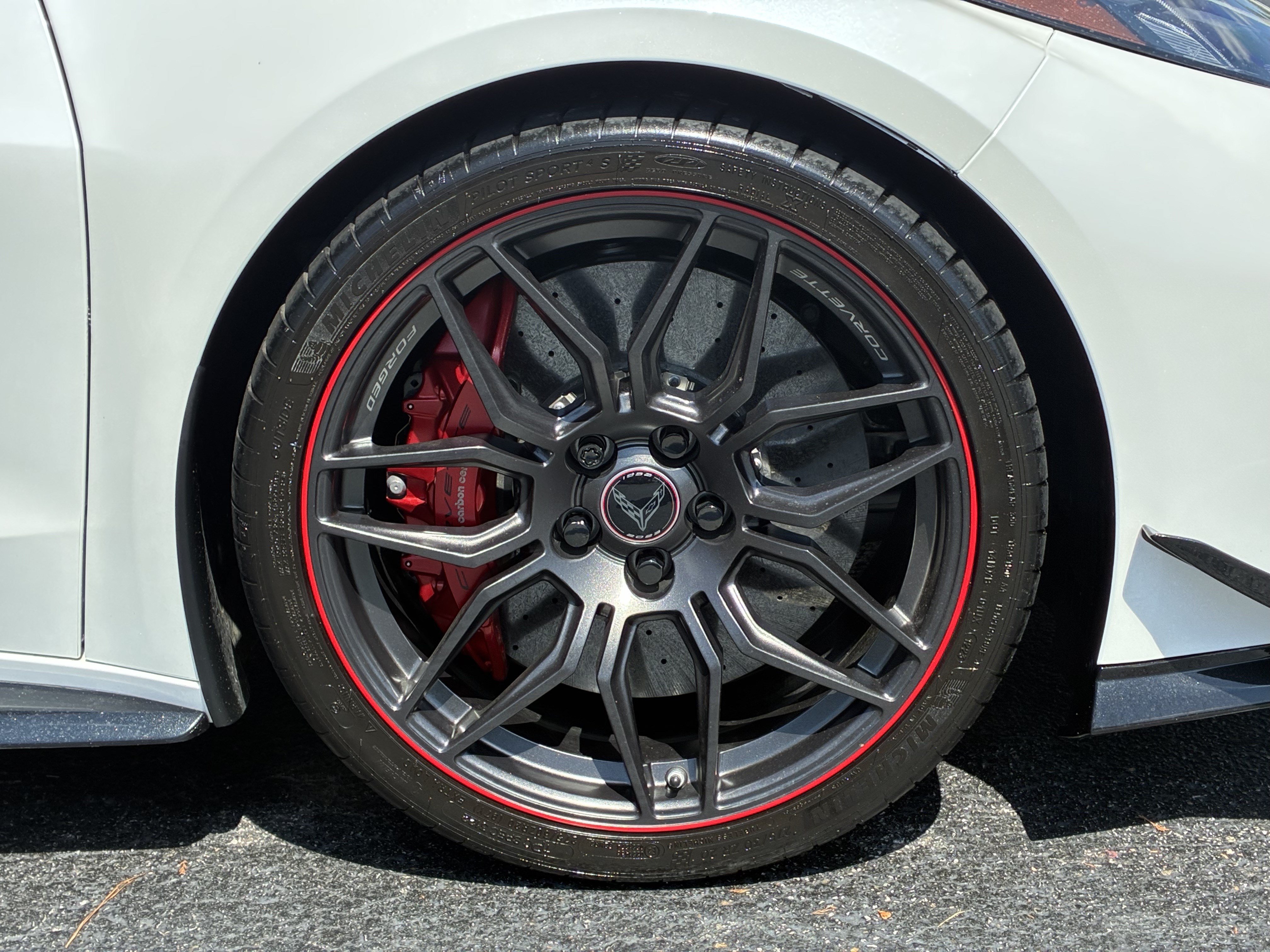 Used 2023 Chevrolet Corvette Z06 w/ Z07 Performance Package RWD image 6