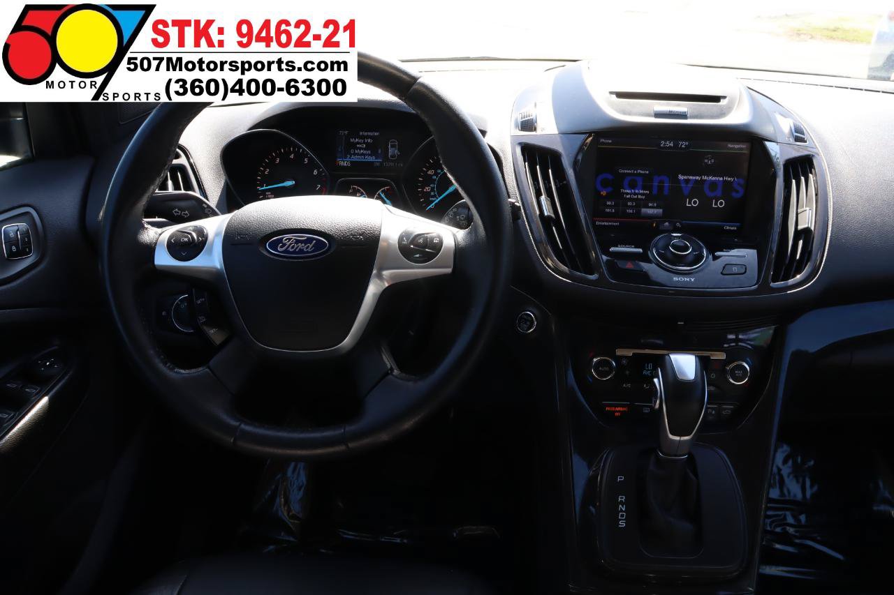 Used 2015 Ford Escape Titanium w/ Equipment Group 301A AWD/4WD image 16