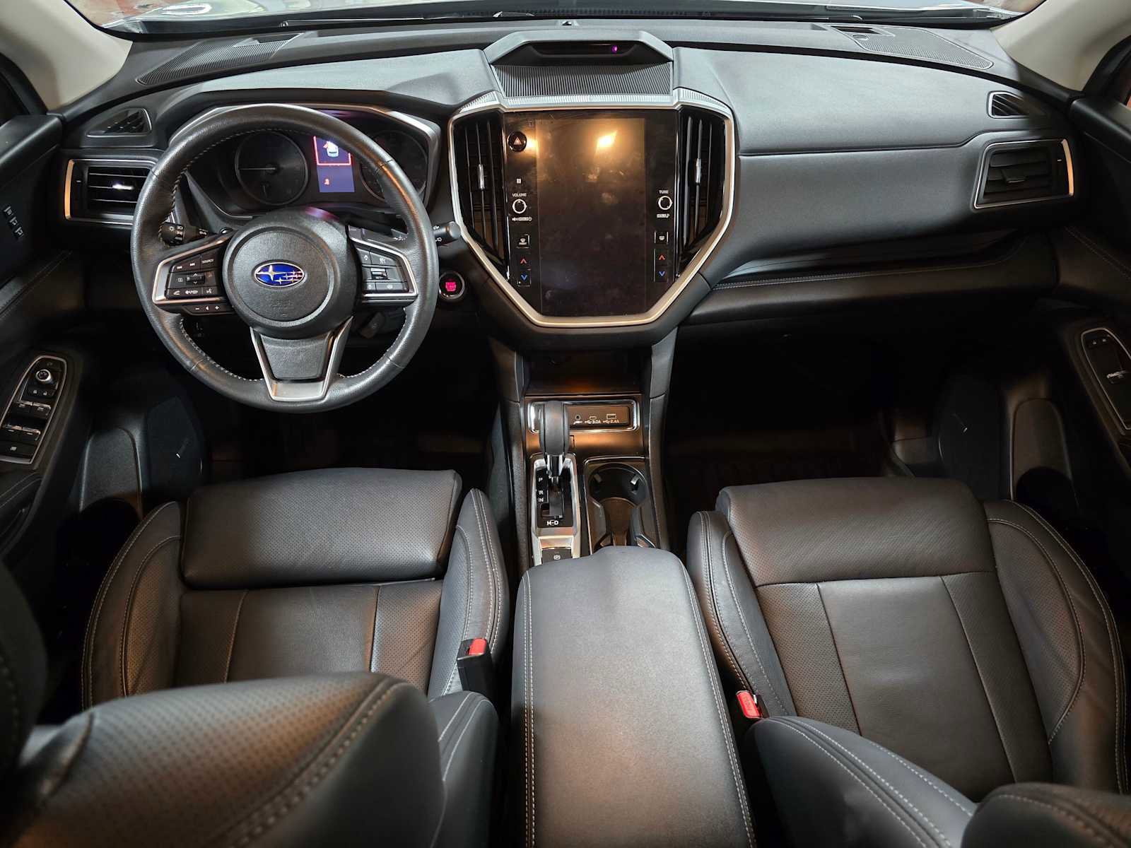 Used 2024 Subaru Ascent Limited w/ Technology Package image 18