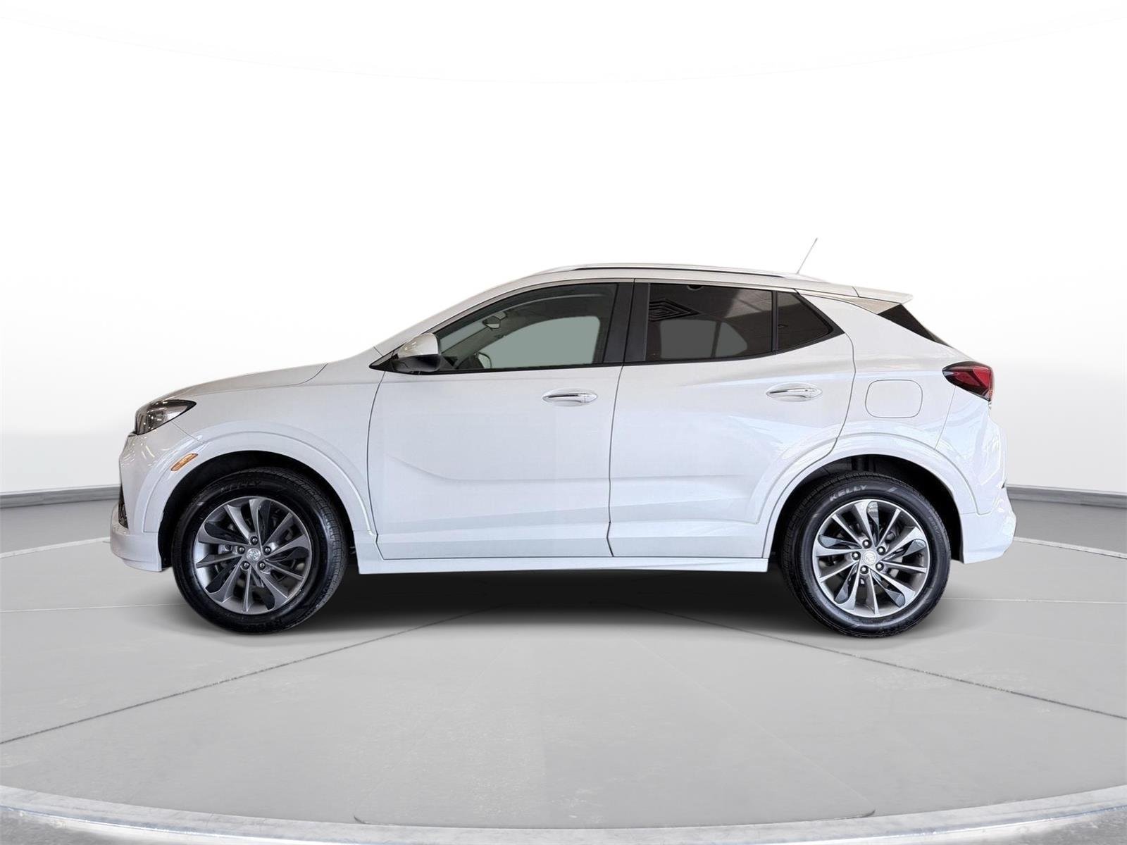 Used 2021 Buick Encore GX Select w/ Sport Touring Package AWD/4WD image 18