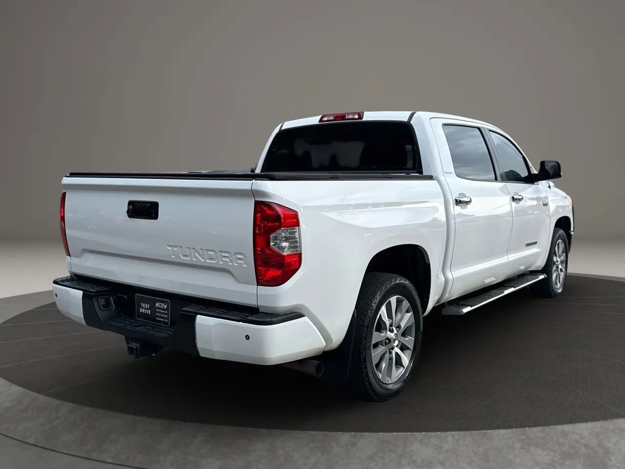 Used 2017 Toyota Tundra Limited image 4