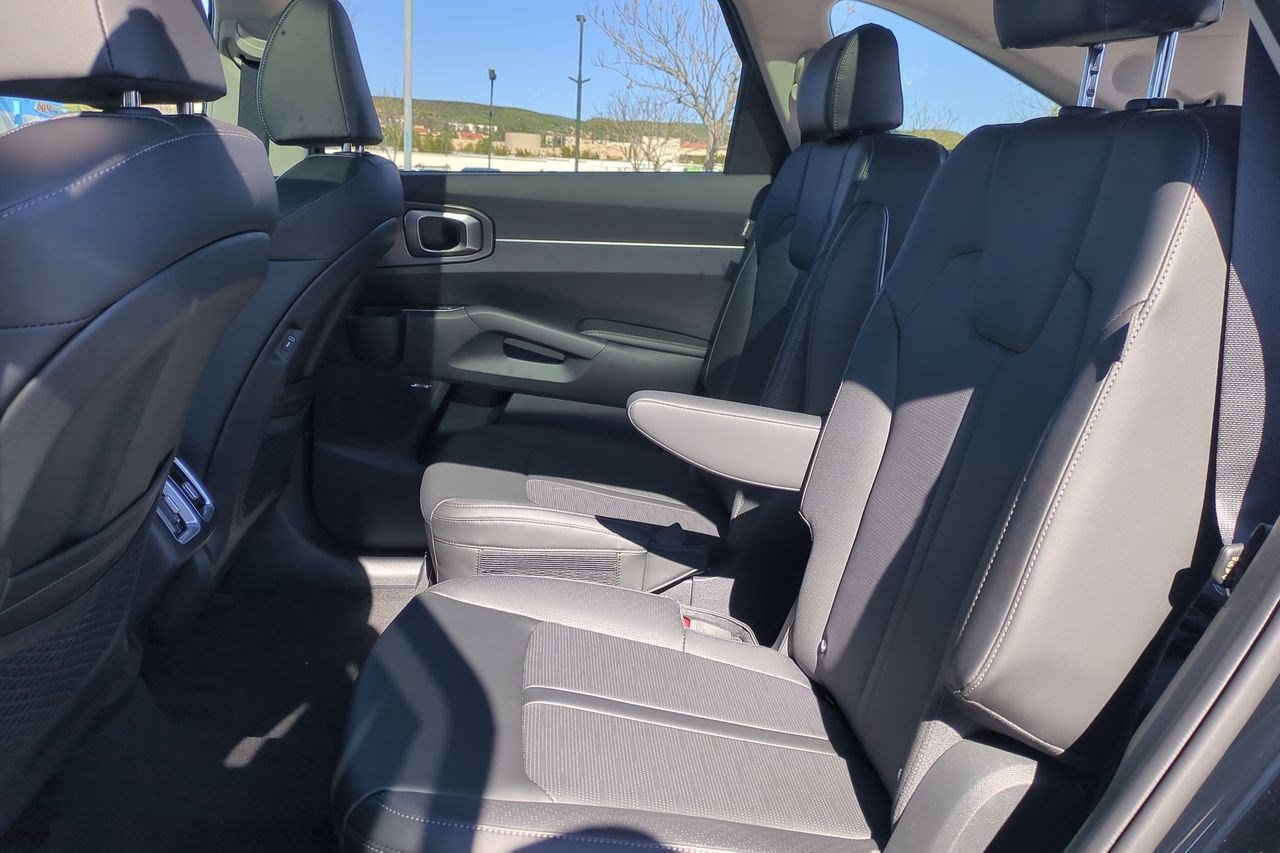 New 2026 Kia Sorento EX FWD image 22