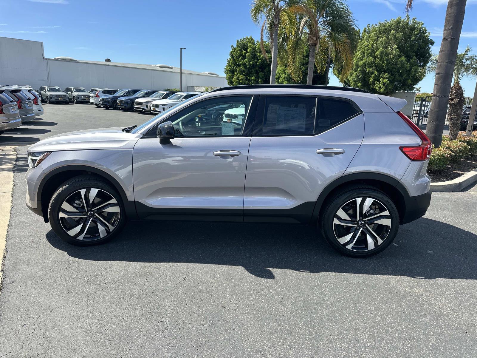 Certified 2026 Volvo XC40 B5 Ultra w/ Climate Package AWD/4WD image 7
