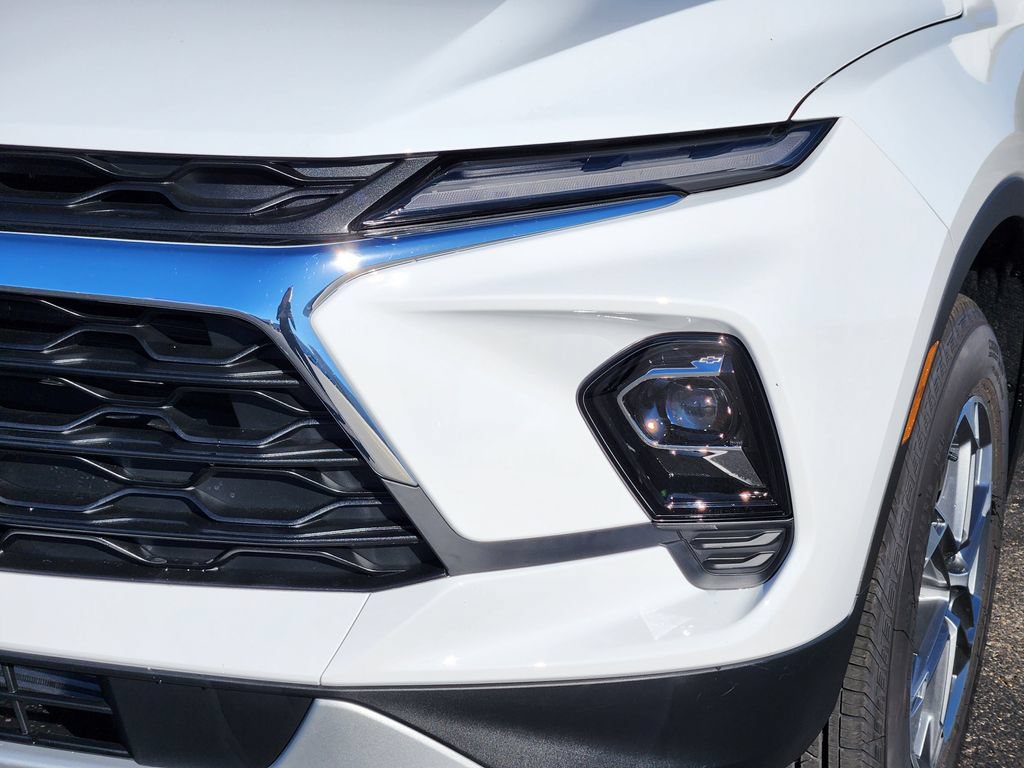 New 2026 Chevrolet Blazer LT w/ Convenience Package FWD image 6