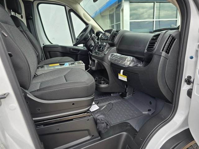 Used 2025 RAM ProMaster 1500 w/ Safety Group FWD image 11