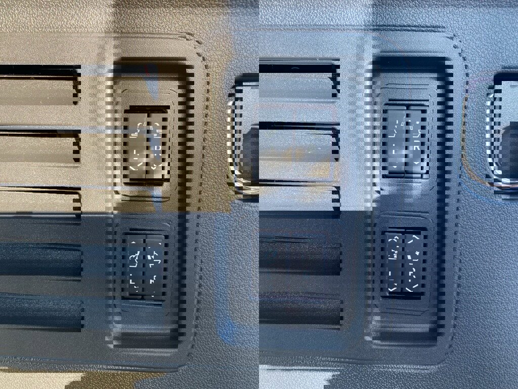 New 2026 Chevrolet Traverse RS w/ LPO, Floor Liner Package image 34