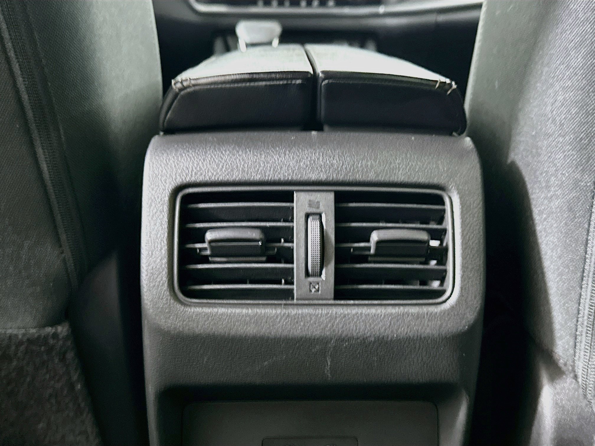 Used 2025 Nissan Rogue SV FWD image 26