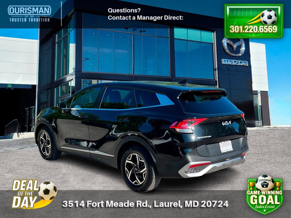Used 2025 Kia Sportage LX FWD image 4