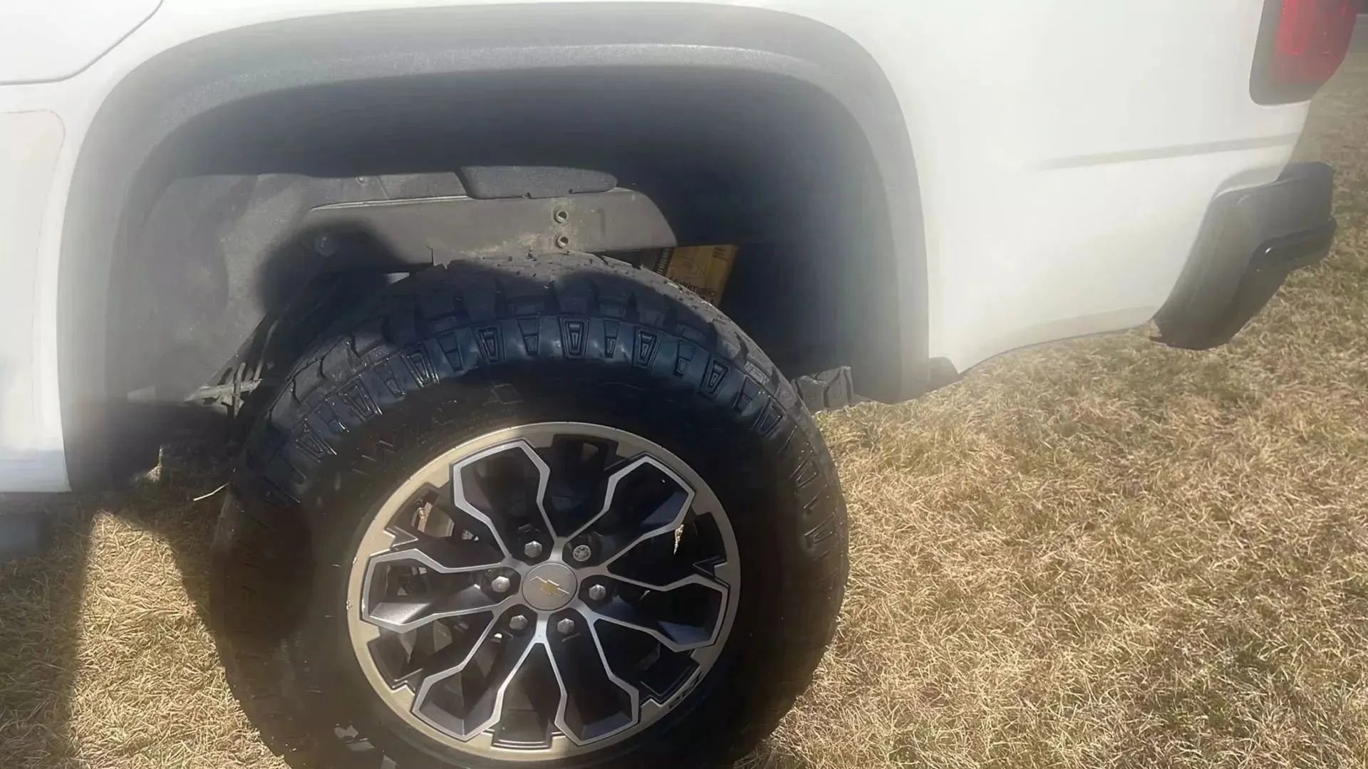 Used 2018 Chevrolet Colorado ZR2 image 13