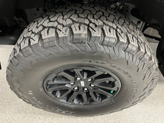 Used 2025 Ford F150 Raptor AWD/4WD image 13