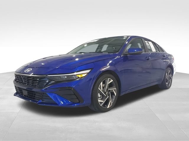 Used 2024 Hyundai Elantra Limited FWD video 4
