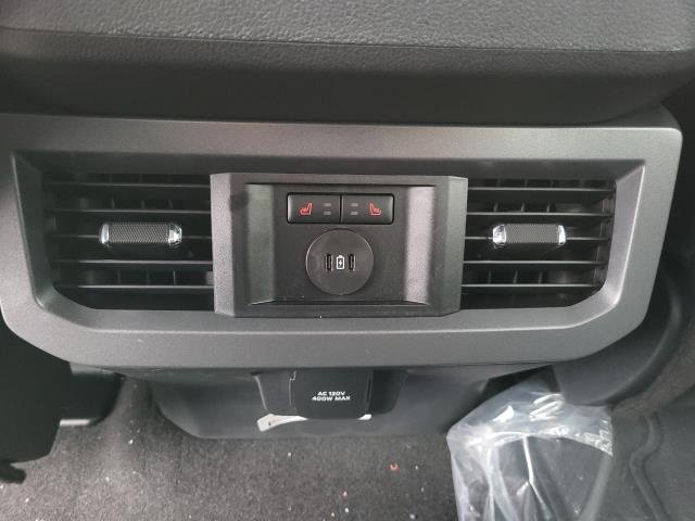 New 2025 Ford F250 Lariat image 26