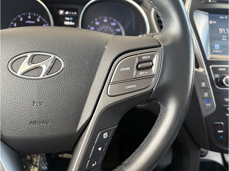 Used 2019 Hyundai Santa Fe XL SE w/ SE Premium Package 02 FWD image 10