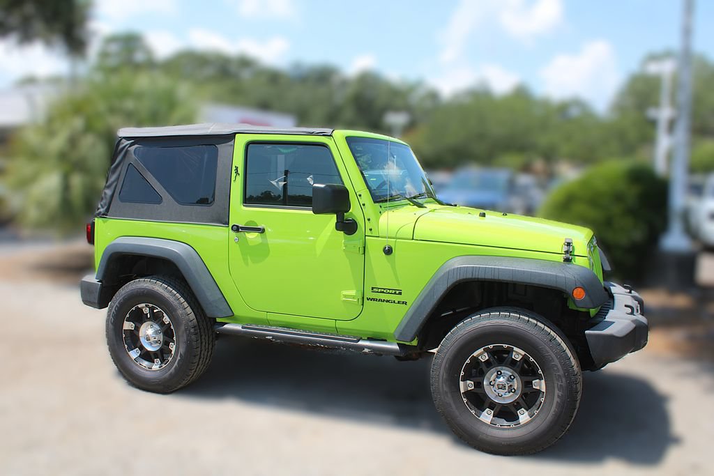 Used 2013 Jeep Wrangler Sport AWD/4WD image 4